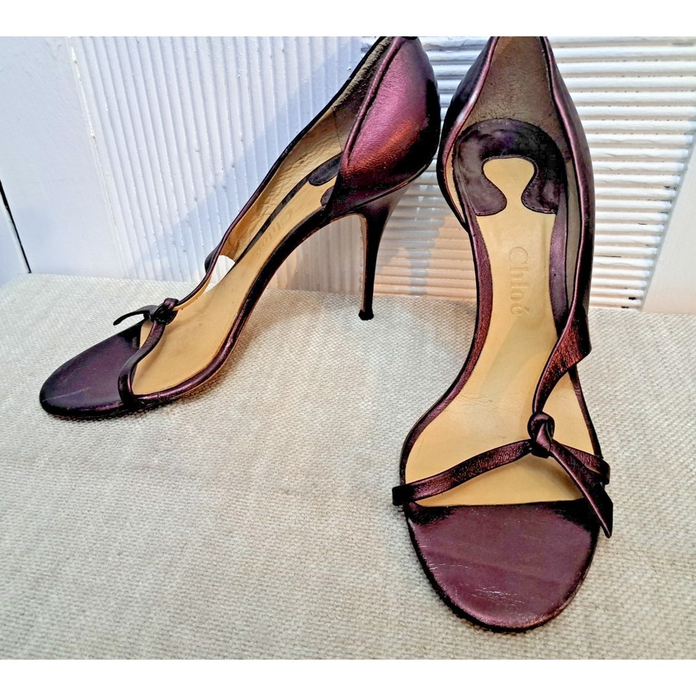 Chloe Stilettos High Heels Shoes Size 8.5-9- EUR 39 1/2 Purple Silver Metallic